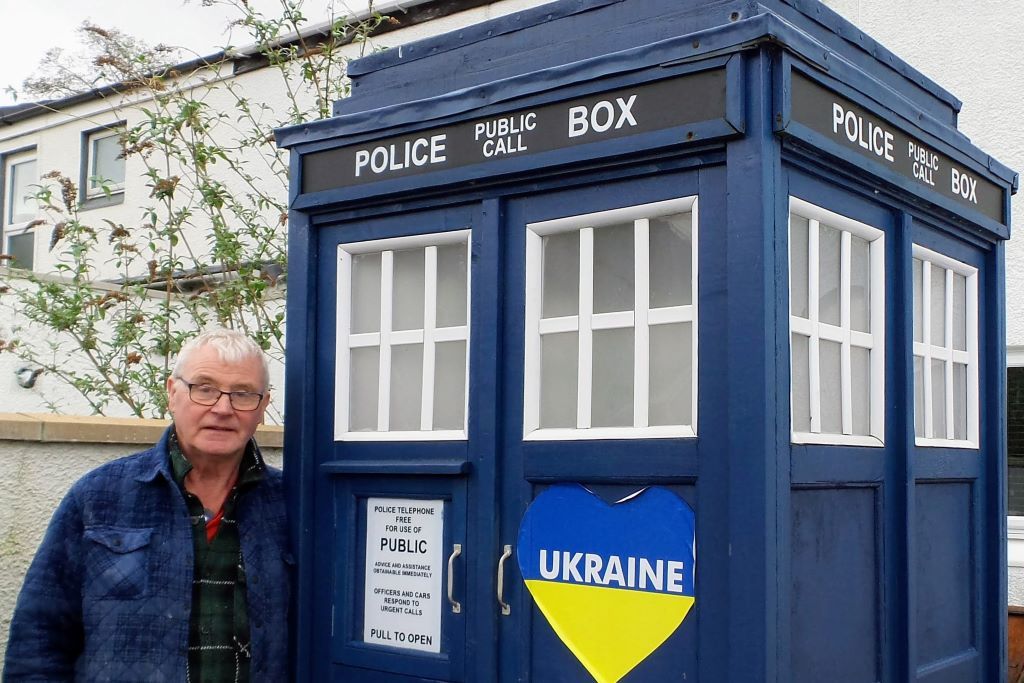 It's nearly time for Keswick Doctor Who fan to say goodbye to his Tardis -  The Keswick Reminder